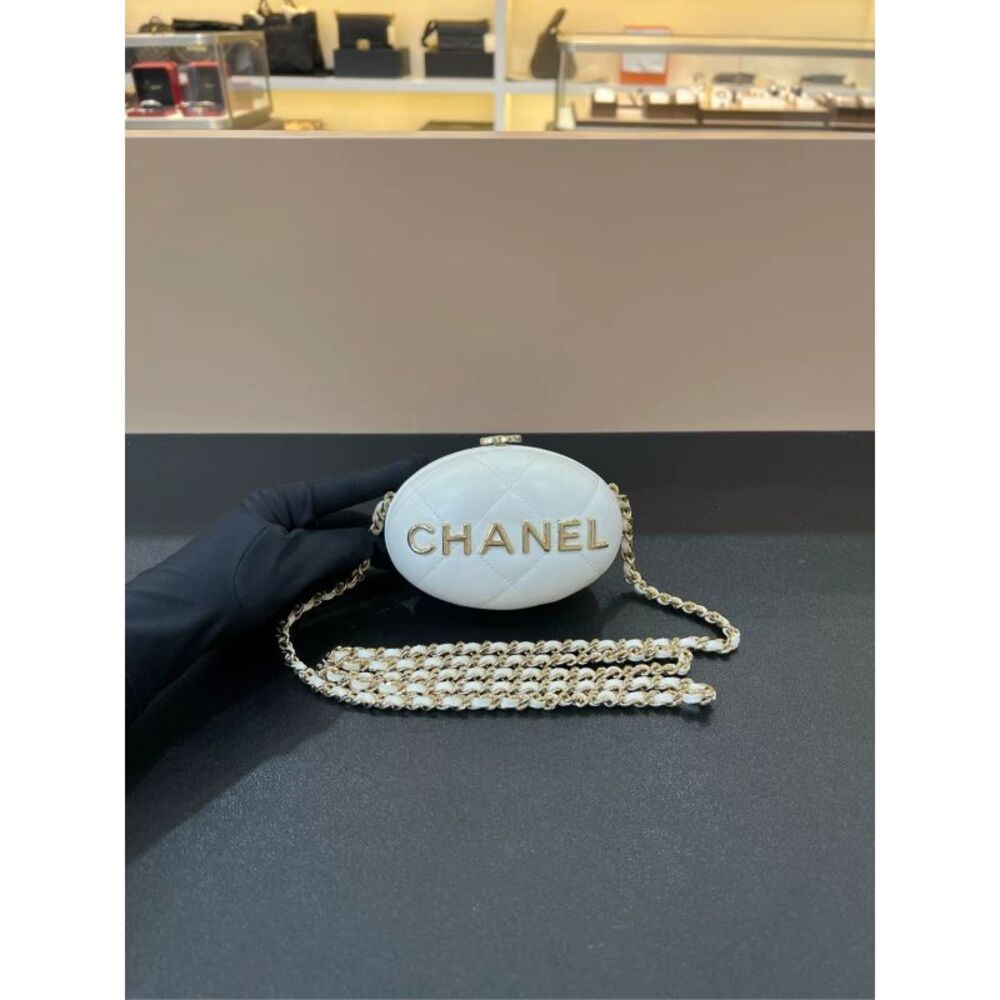 Chanel Women Pre-Loved Bag Very Good Condition